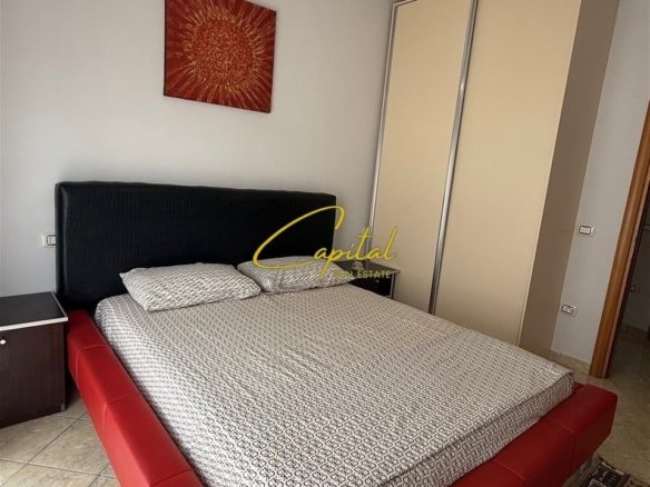 APARTAMENT ME QERA 2+1 21 DHJETORI 65.000 LEKE