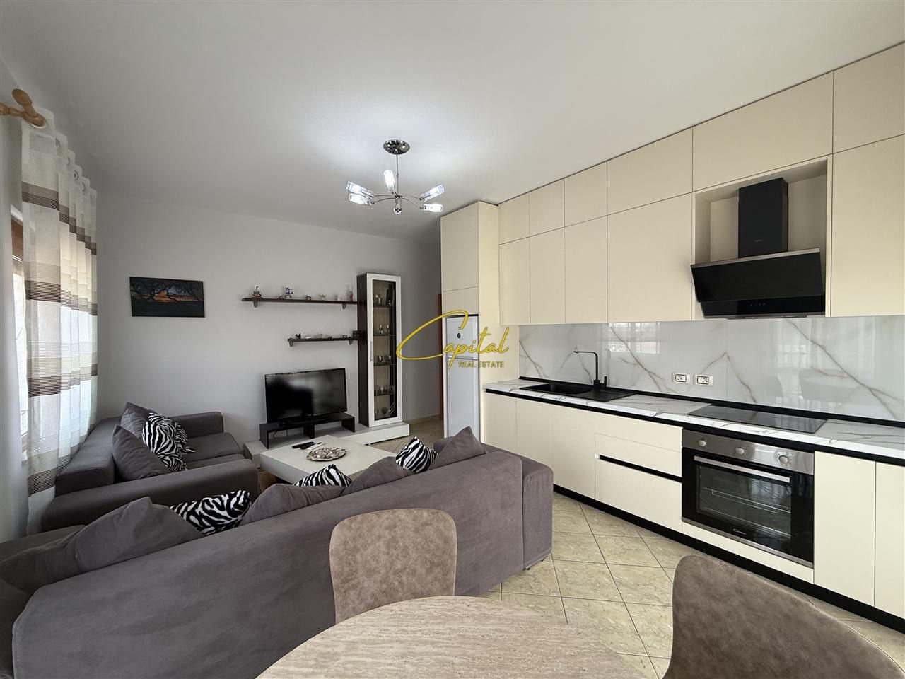 APARTAMENT ME QERA 2+1 21 DHJETORI 65.000 LEKE