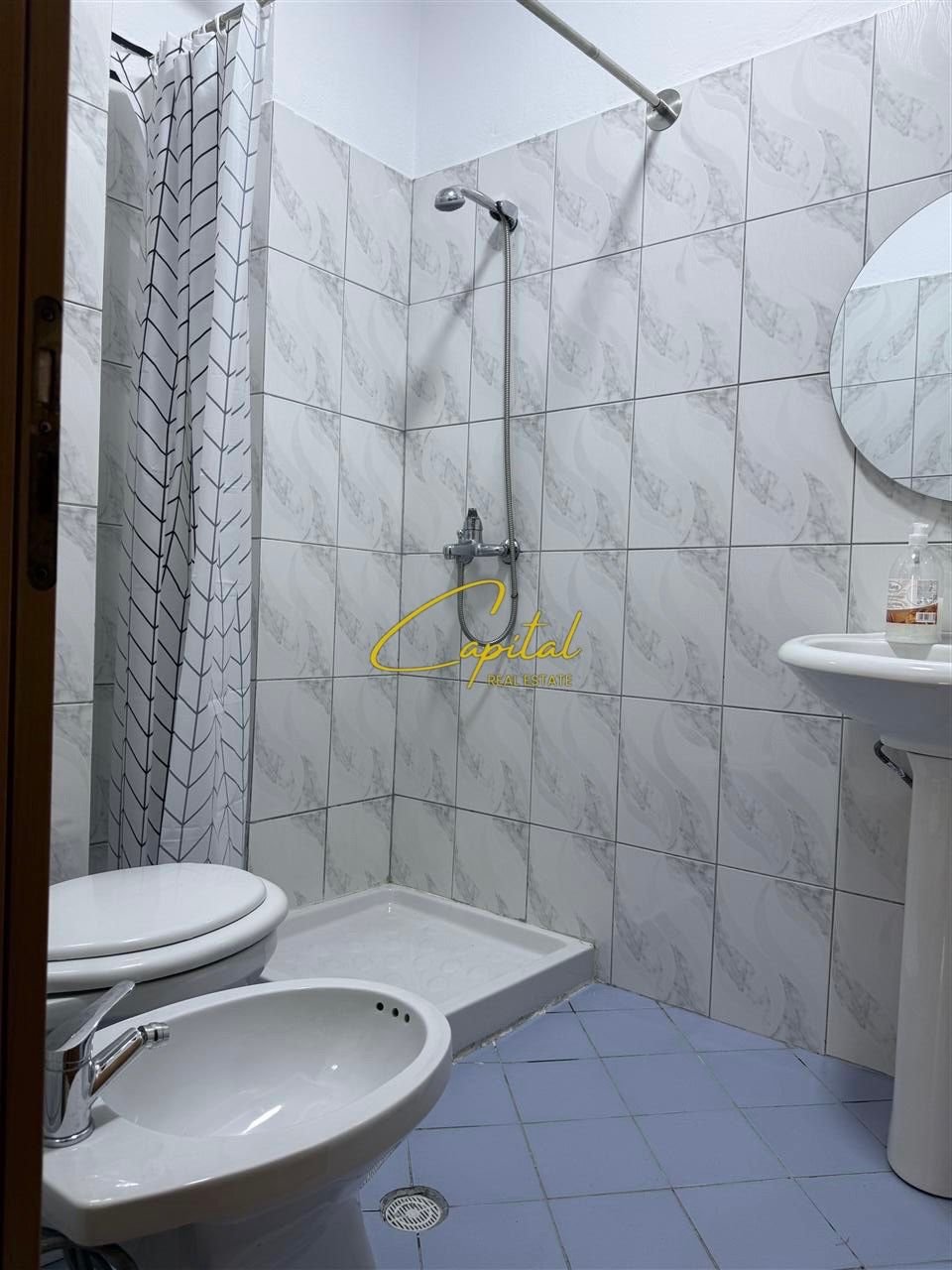 APARTAMENT ME QERA 2+1 21 DHJETORI 65.000 LEKE
