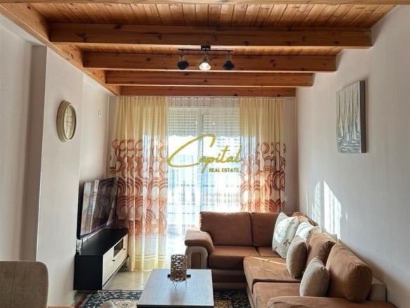 APARTAMENT ME QERA 2+1 FRESKU 52.000 LEKE