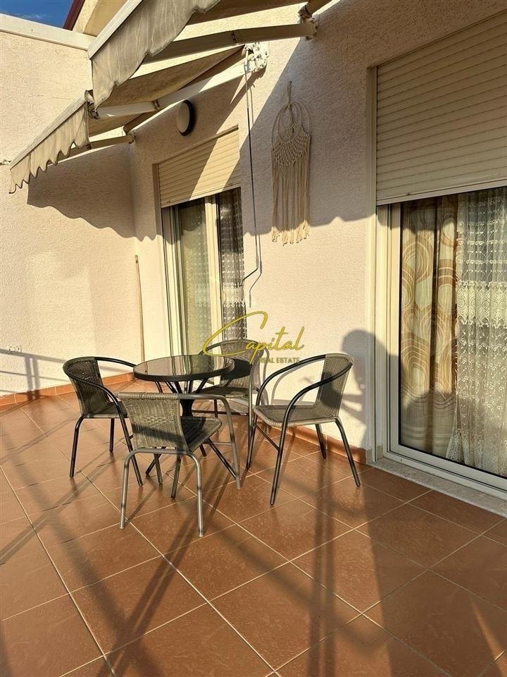APARTAMENT ME QERA 2+1 FRESKU 52.000 LEKE