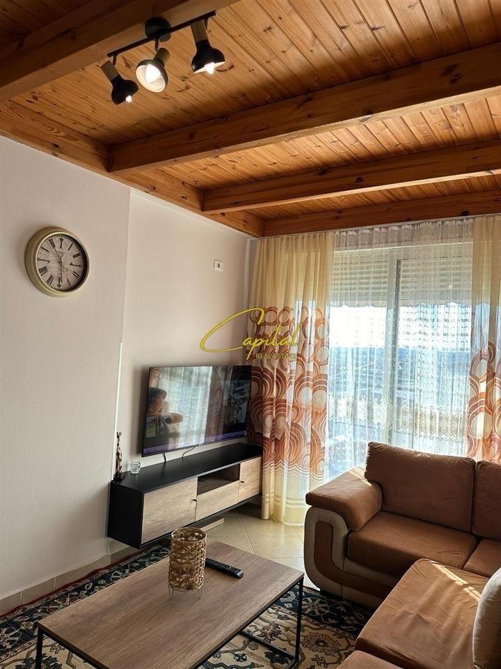 APARTAMENT ME QERA 2+1 FRESKU 52.000 LEKE