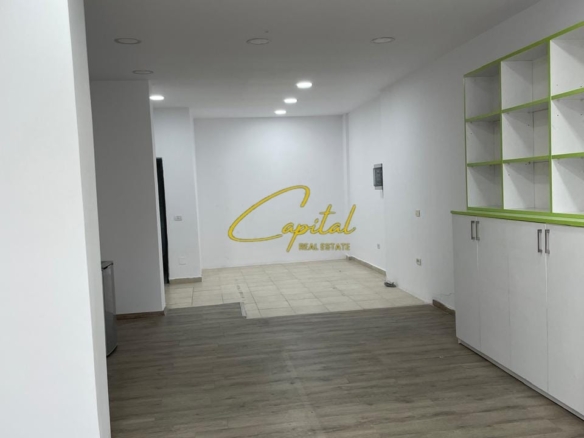 SHITET DYQAN 54 M2 LAPRAKE 182.000 EURO