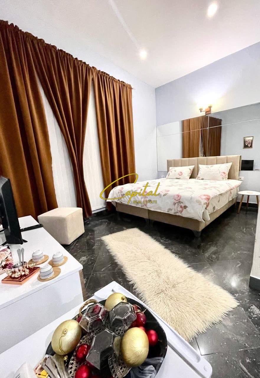 APARTAMENT STUDIO ME QERA 30 M2 RRUGA E DIBRES 50.000 LEKE