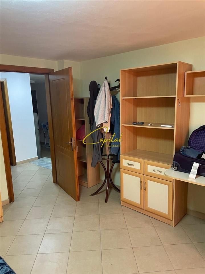 APARTAMENT ME QERA 2+1+2 PAZARI I RI 60.000 LEKE