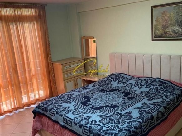 APARTAMENT ME QERA 2+1+2 PAZARI I RI 60.000 LEKE