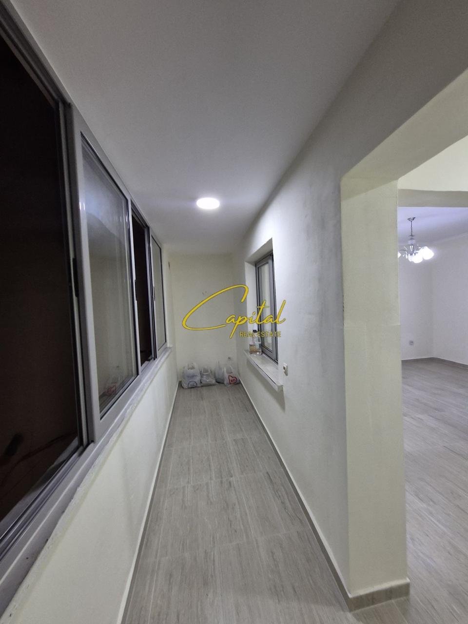 WhatsApp Image 2025-10-07 at 5.05.30 PM (1) APARTAMENT ME QERA 1+1 ISH TREGU ELEKTIRK 40.000 LEKE