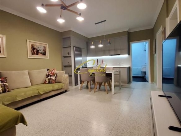 APARTAMENT ME QERA 2+1 RRUGA E DIBRES 800 EURO