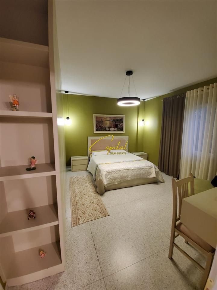 APARTAMENT ME QERA 2+1 RRUGA E DIBRES 800 EURO
