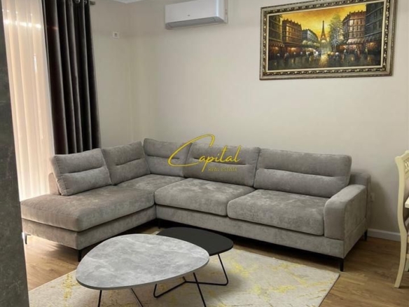 APARTAMENT ME QERA 2+1 RRUGA E ELBASANIT 800 EURO