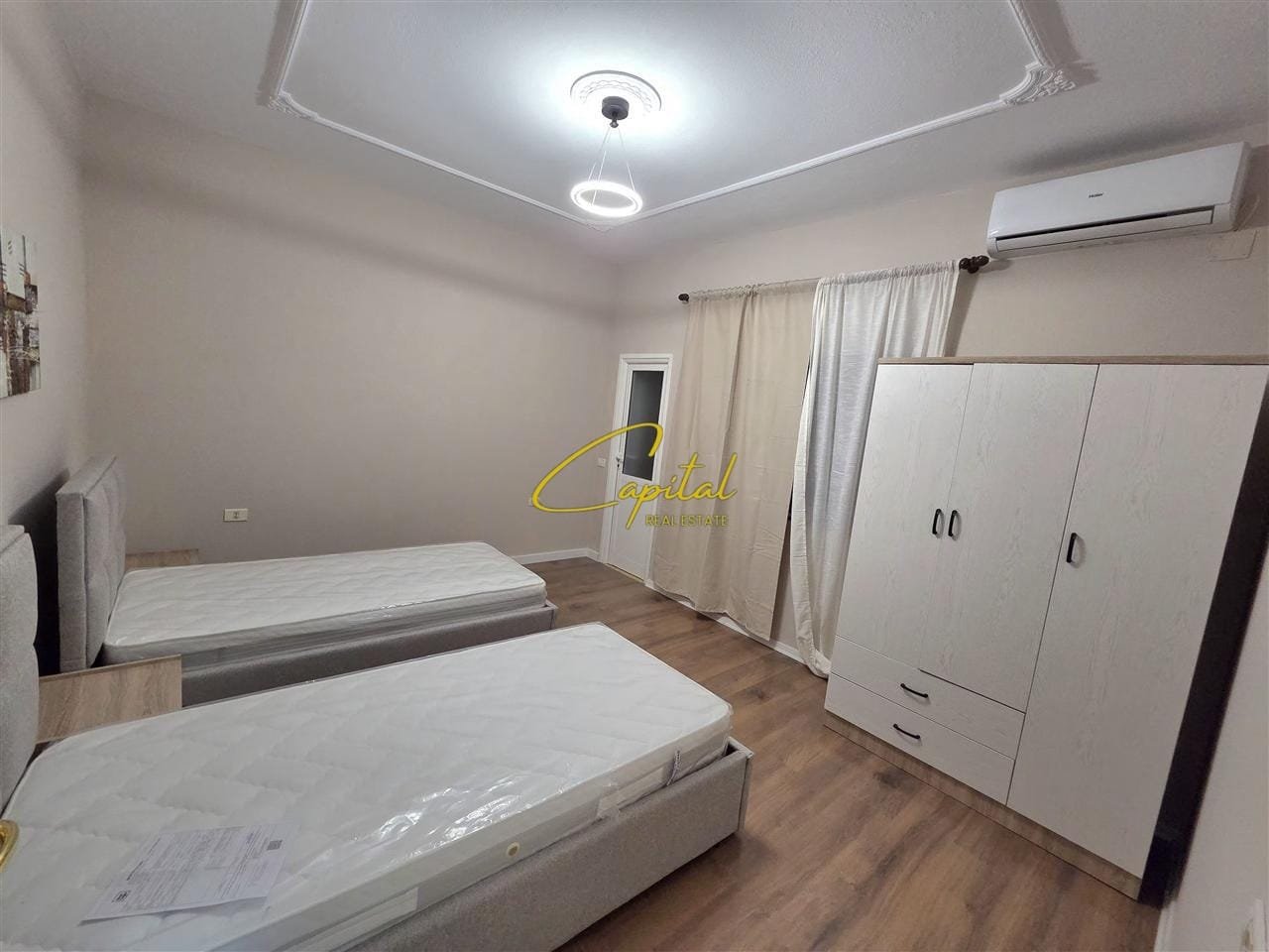 WhatsApp Image 2025-10-08 at 11.35.14 AM (1) APARTAMENT ME QERA 3+1+3 ISH FUSHA AVIACIONIT 750 EURO