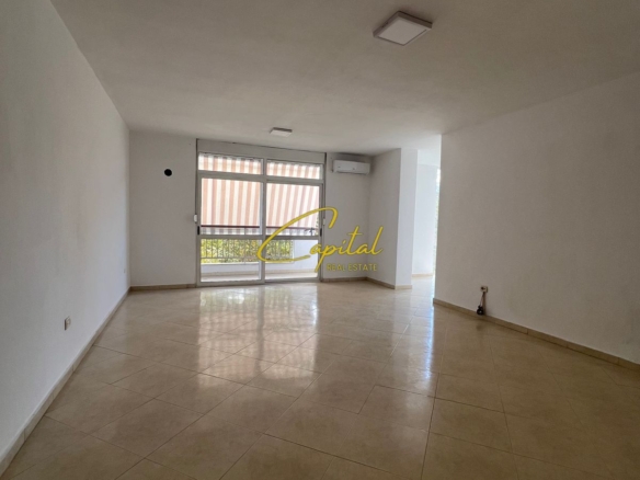 ZYRE ME QERA 140 M2 ISH EKSPOZITA 1000 EURO