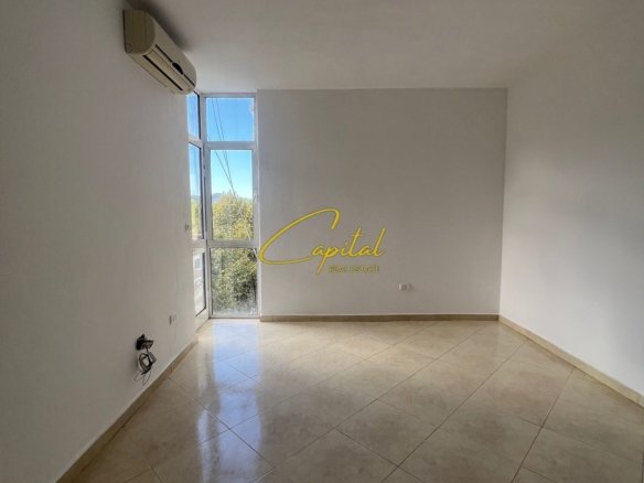 ZYRE ME QERA 140 M2 ISH EKSPOZITA 1000 EURO