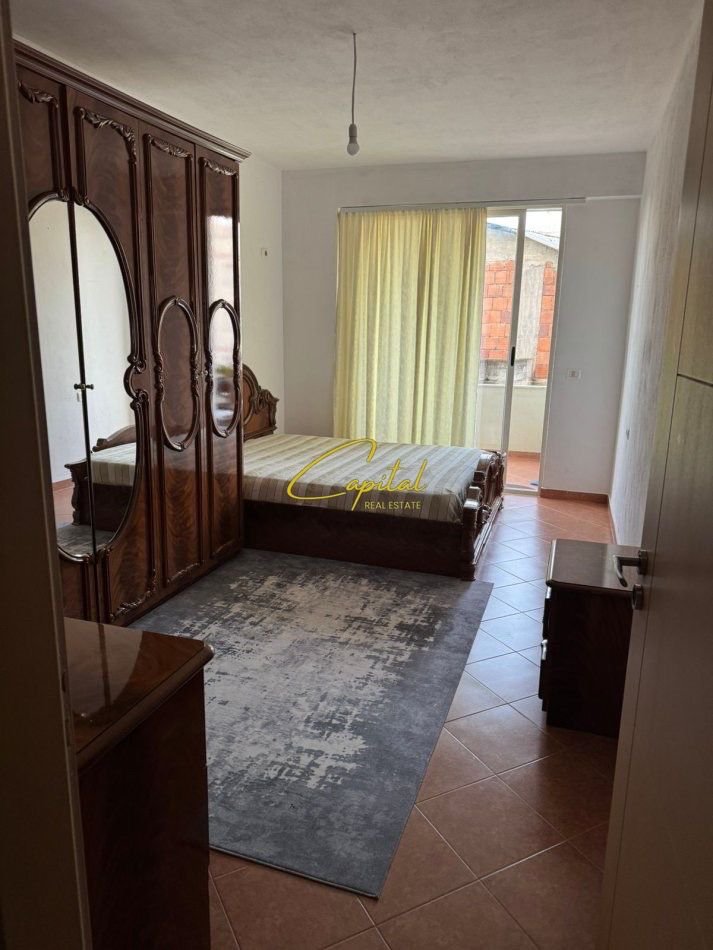 APARTAMENT ME QERA 2+1 FRESKU 420 EURO