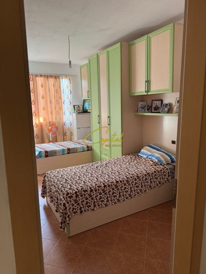 APARTAMENT ME QERA 2+1 FRESKU 420 EURO