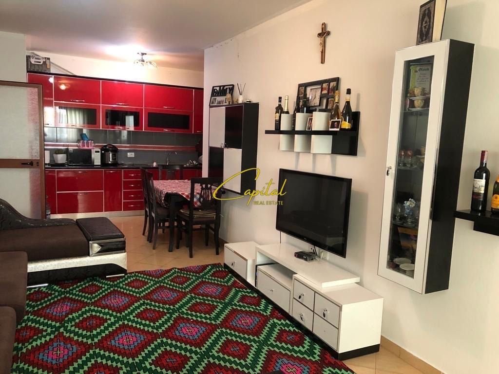 APARTAMENT ME QERA 2+1+2 5 MAJI 55.000 LEKE