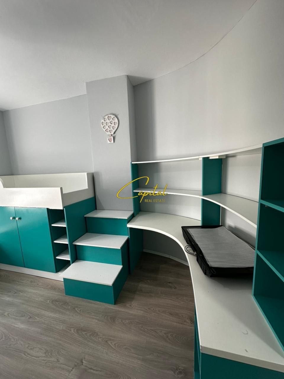 APARTAMENT ME QERA 2+1+2 21 DHJETORI 80.000 LEKE