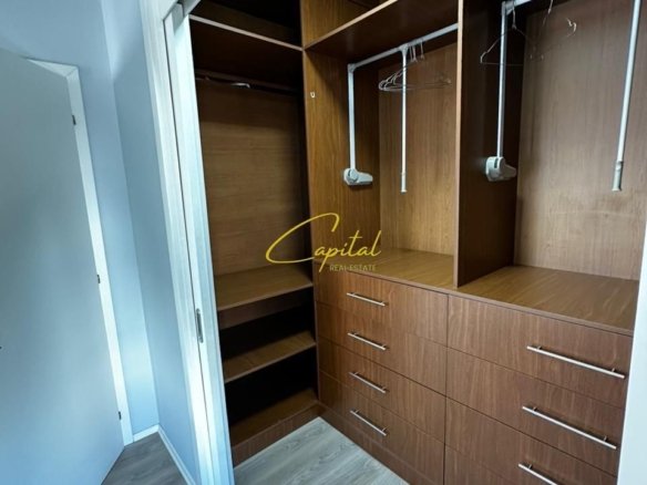 APARTAMENT ME QERA 2+1+2 21 DHJETORI 80.000 LEKE