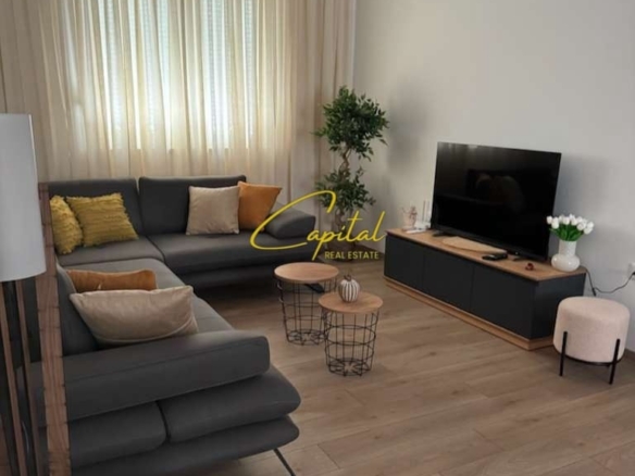APARTAMENT ME QERA 2+1 RRUGA E DURRESIT 95.000 LEKE