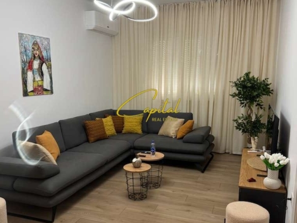 APARTAMENT ME QERA 2+1 RRUGA E DURRESIT 95.000 LEKE