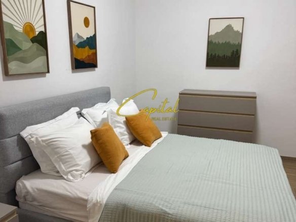 APARTAMENT ME QERA 2+1 RRUGA E DURRESIT 95.000 LEKE