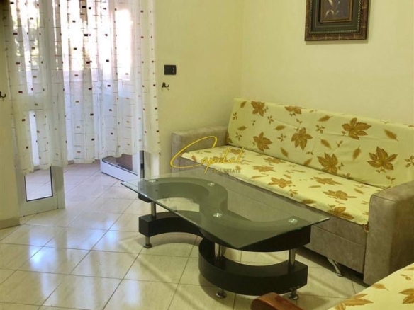 APARTAMENT ME QERA 1+1 ISH BLLOKU 48.000 LEKE