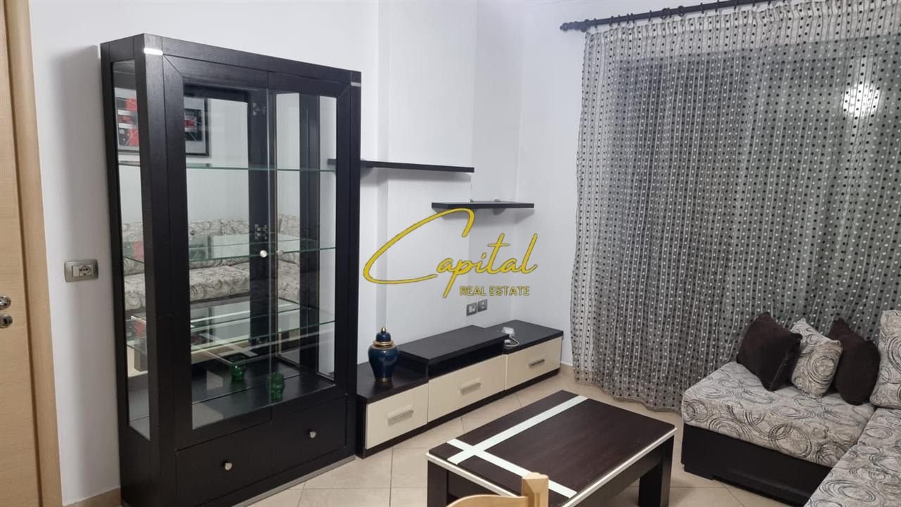 APARTAMEN TME QERA 1+1 PROKURORIA E TIRANES 50.000 LEKE