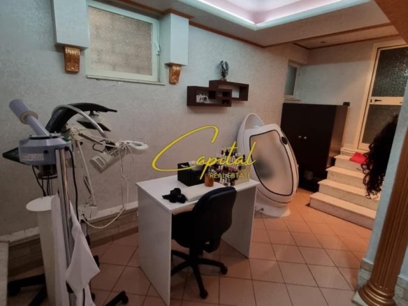 AMBIENT BIZNESI ME QERA 130 M2 RRUGA E DURRESIT 100.000 LEKE