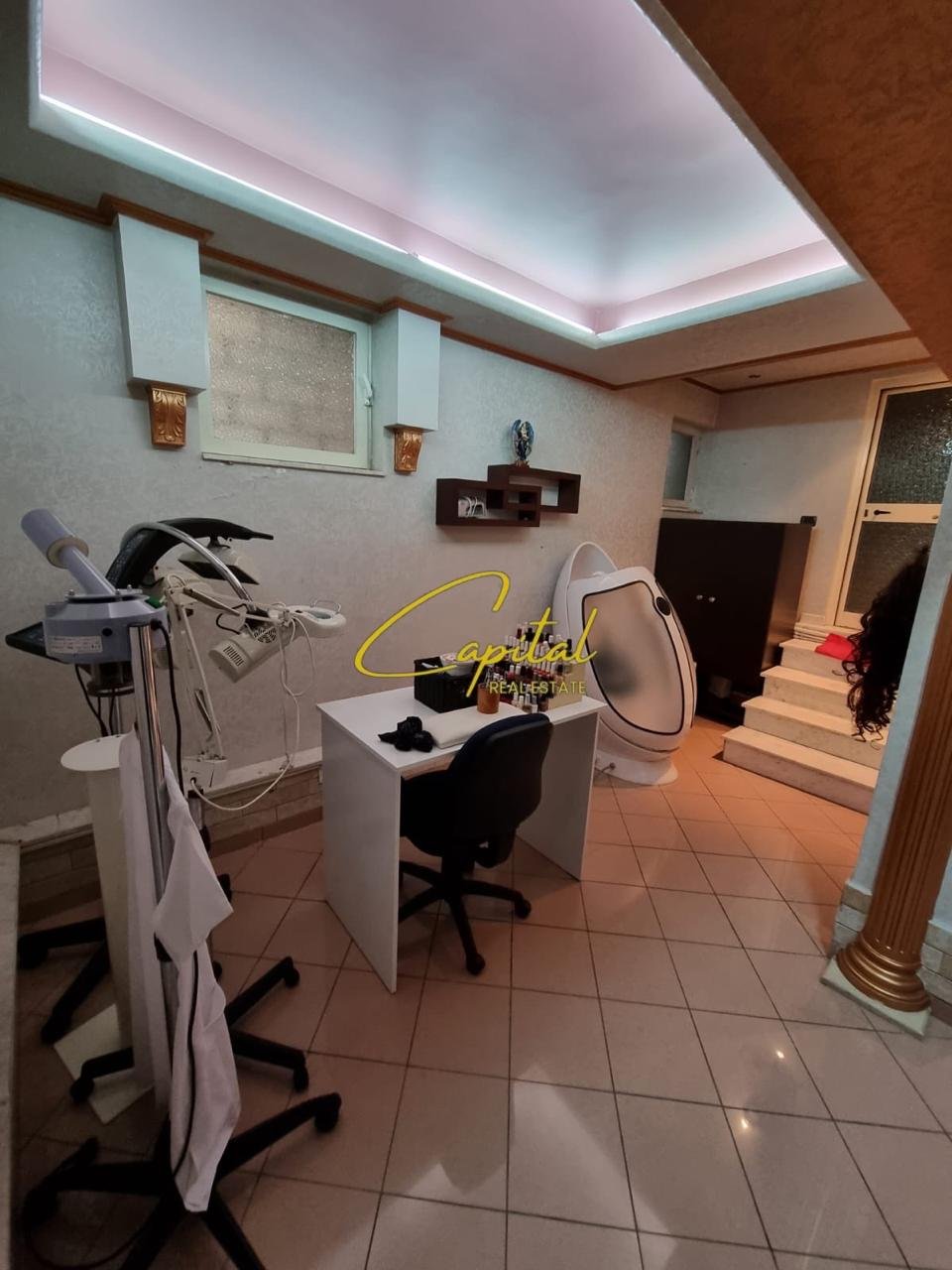 AMBIENT BIZNESI ME QERA 130 M2 RRUGA E DURRESIT 100.000 LEKE
