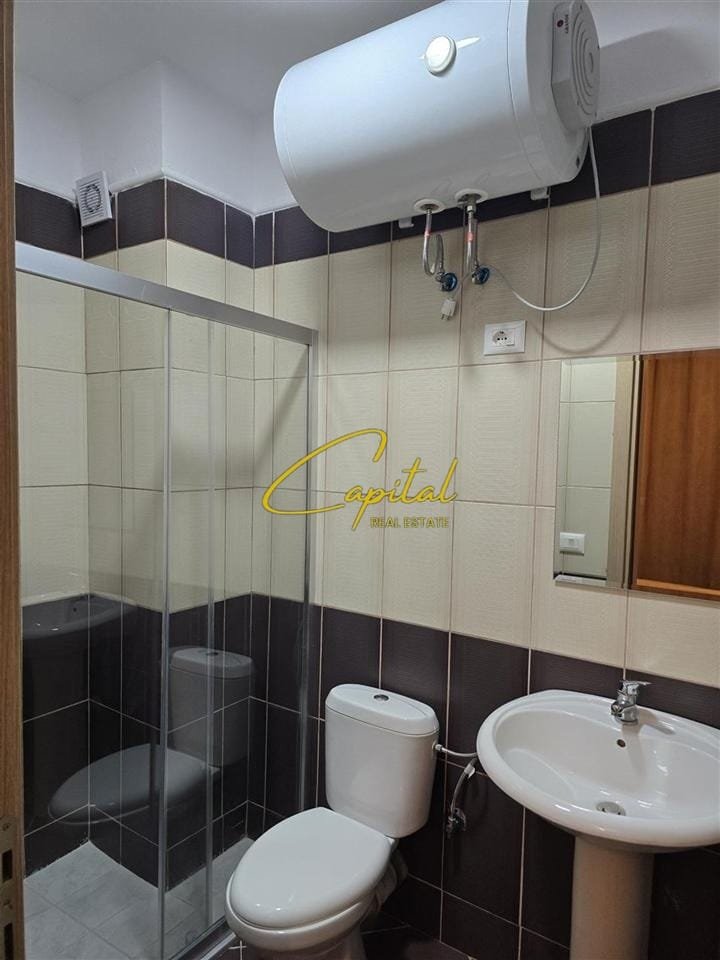 APARTAMENT ME QERA 2+1 MISTO MAME 50.000 LEKE