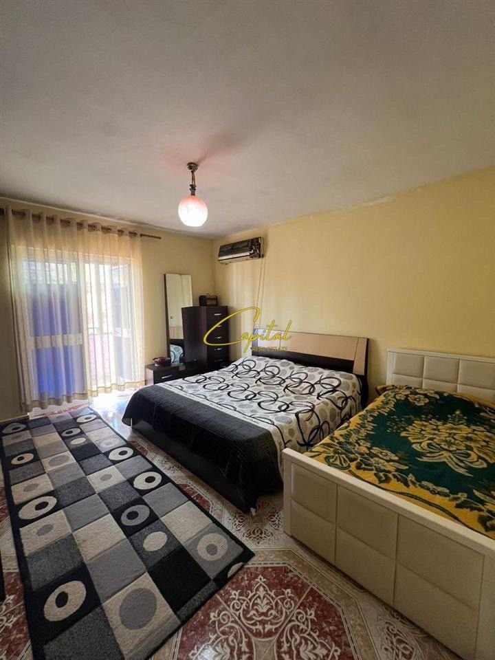 SHITET APARTAMENT 2+1 RRUGA KONGRESI I MANASTIRIT 170.000 EURO