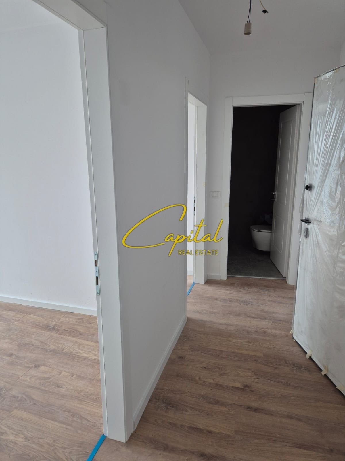ZYRE ME QERA 105 M2 KOMPLEKSI “LAKE VIEW” 1.700 EURO