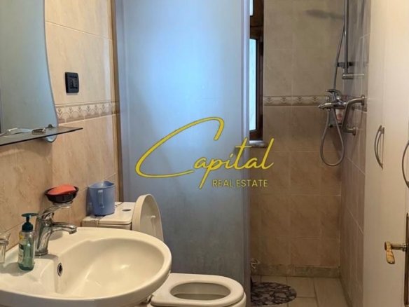 APARTAMENT ME QERA 1+1 ISH EKSPOZITA 65.000 LEKE