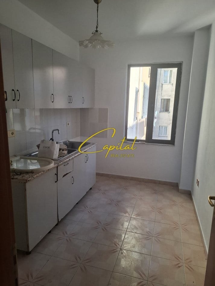 SHITET APARTAMENT 2+1 PALLATI ME SHIGJETA 170.000 EURO