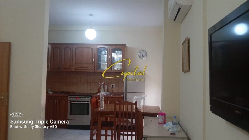 APARTAMENT ME QERA 2+1 PASKUQAN 45.000 LEKE