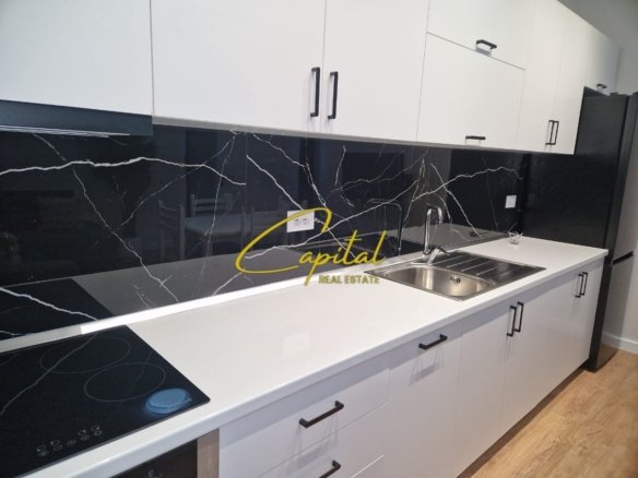 APARTAMENT ME QERA 2+1 VASIL SHANTO 800 EURO