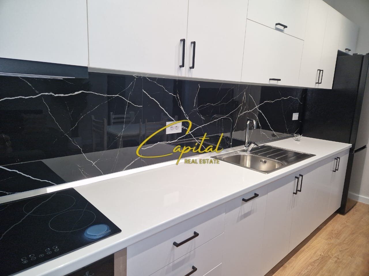 APARTAMENT ME QERA 2+1 VASIL SHANTO 800 EURO