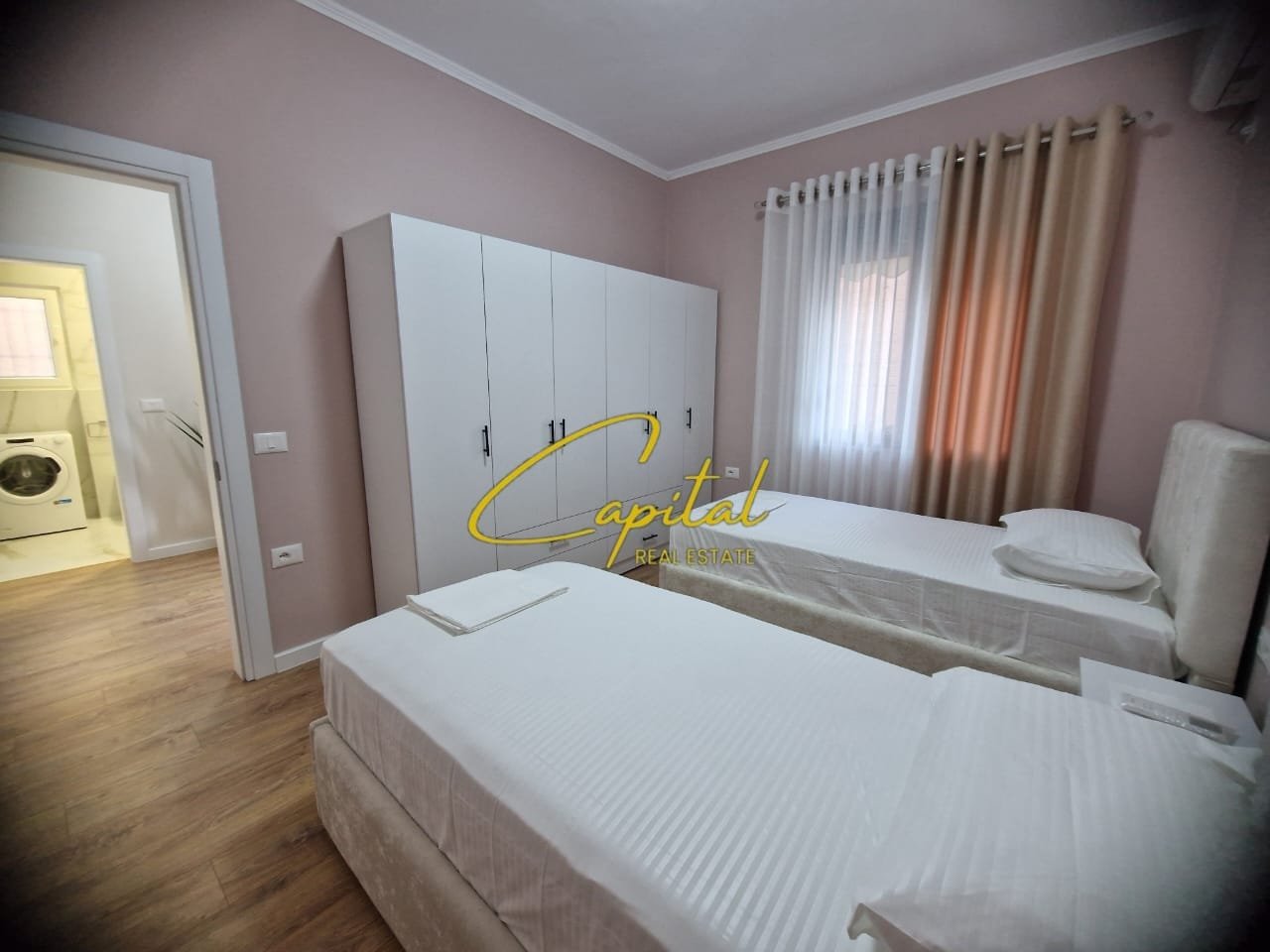 APARTAMENT ME QERA 2+1 VASIL SHANTO 800 EURO