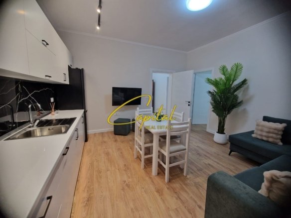 APARTAMENT ME QERA 2+1 VASIL SHANTO 800 EURO