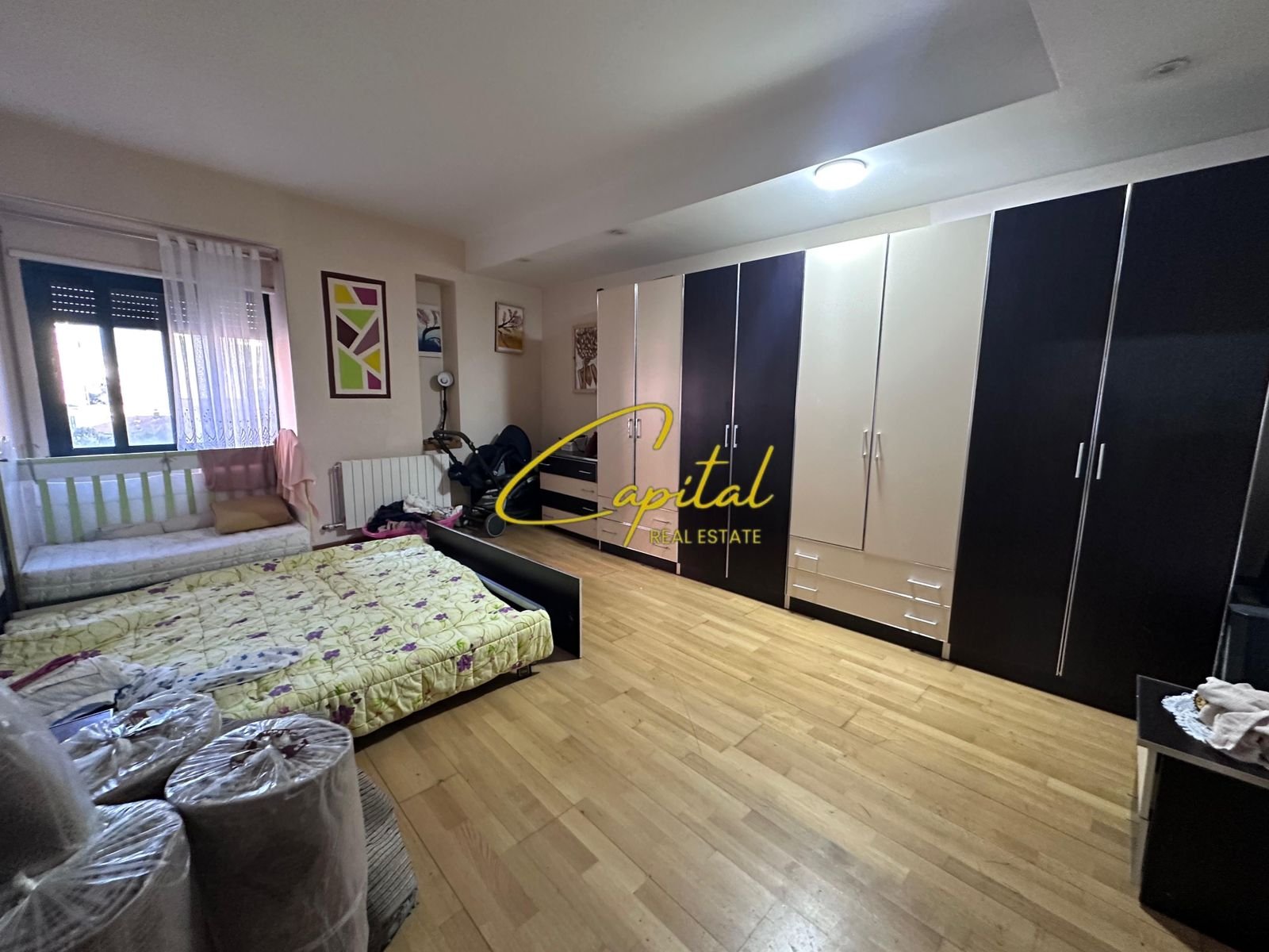 APARTAMENT ME QERA 3+1+2 RRUGA E BARRIKADAVE 1.500 EURO