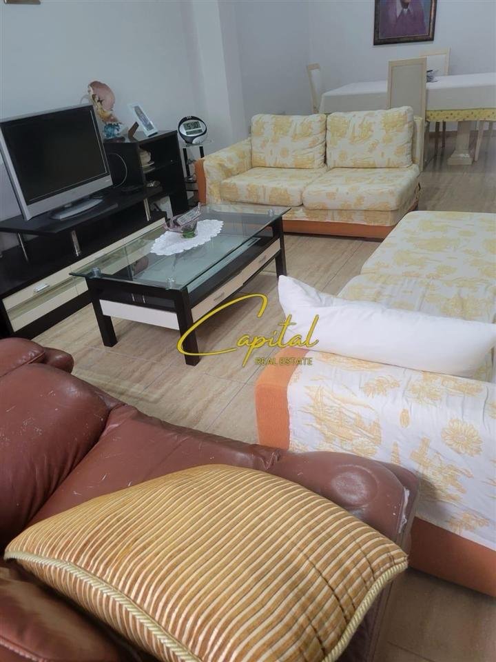 WhatsApp Image 2025-10-16 at 5.07.34 PM SHITET VILE PRIVATE 500 M2 AUTOSTRADA TR-DR 275.000 EURO