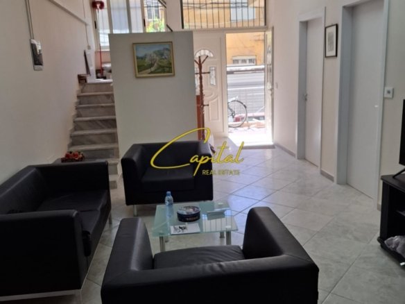APARTAMENT ME QERA 2+1 21 DHJETORI 750 EURO