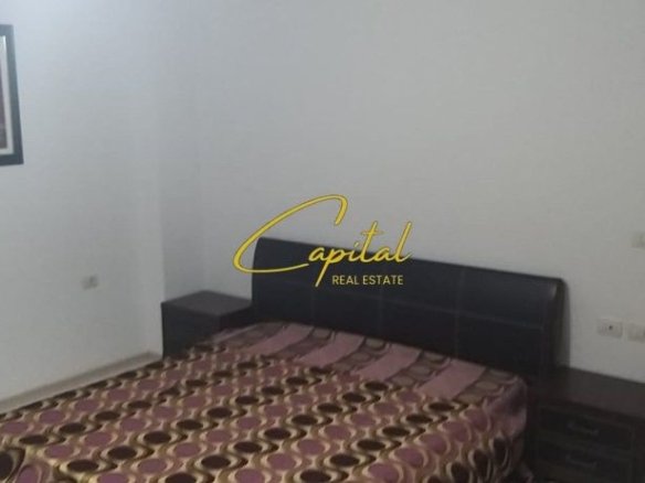 APARTAMENT ME QERA 3+1 RRUGA E DIBRES 800 EURO