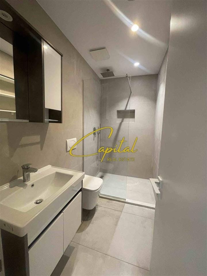 APARTAMENT ME QERA 1+1 ISH STACIONI TRENIT 550 EURO