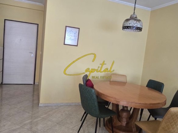 APARTAMENT ME QERA 3+1+2 RRUGA FROSINA PLAKU 700 EURO