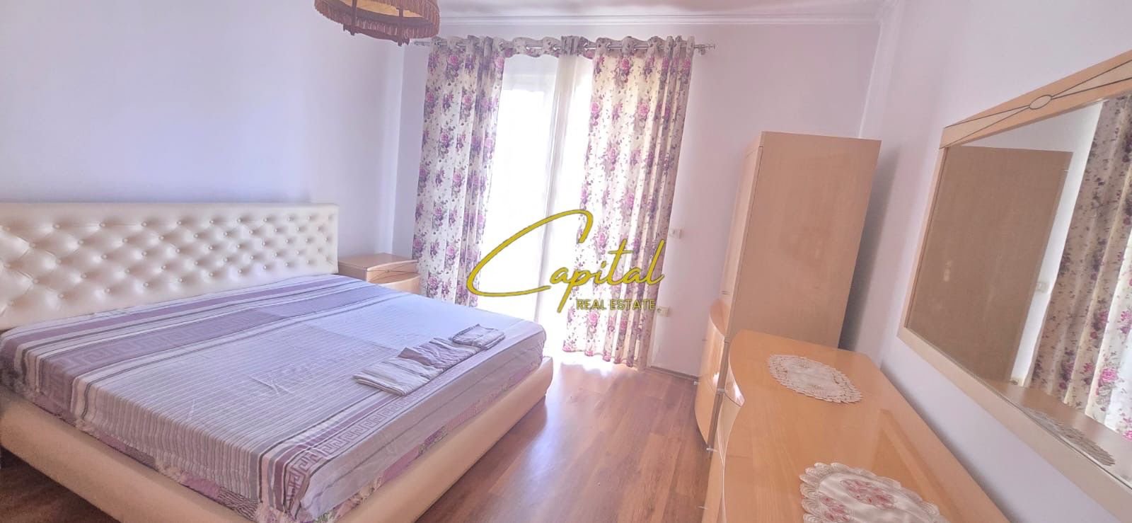 APARTAMENT ME QERA 3+1+2 RRUGA FROSINA PLAKU 700 EURO