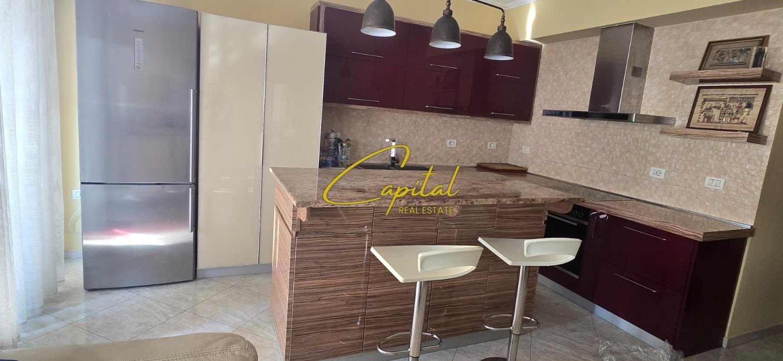 APARTAMENT ME QERA 3+1+2 RRUGA FROSINA PLAKU 700 EURO