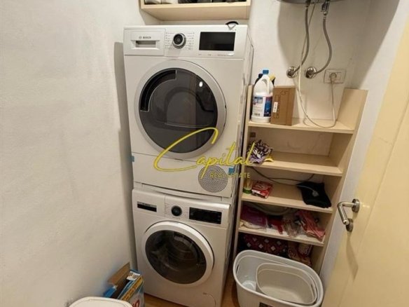 SHITET APARTAMENT 2+1 ISH STACIONI TRENIT 400.000 EURO