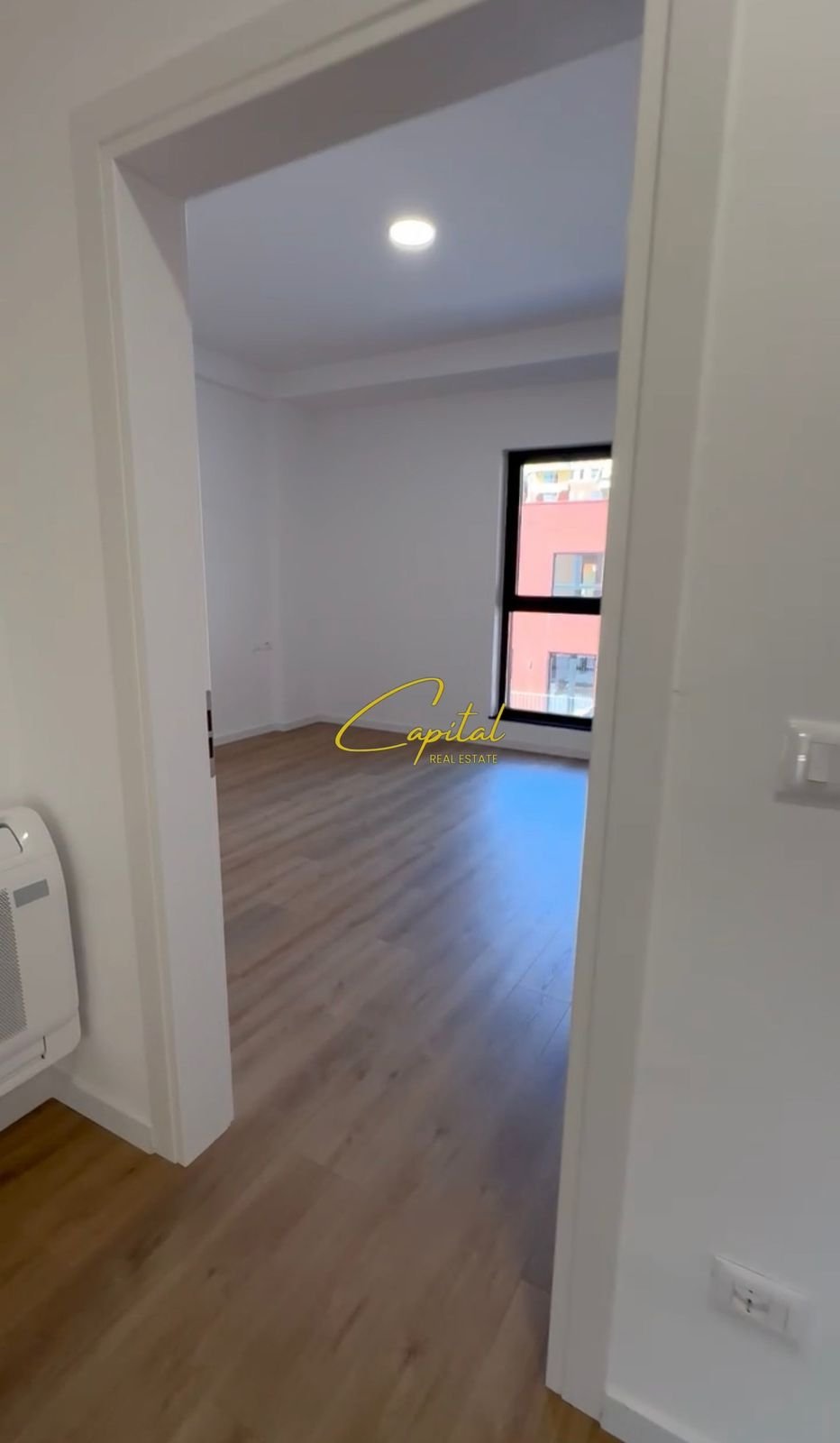 ZYRE ME QERA 300 M2 RRUGA E KAVAJES 350.000 LEKE
