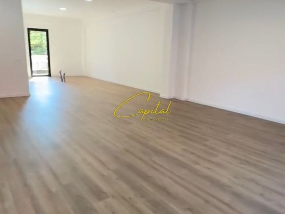 ZYRE ME QERA 300 M2 RRUGA E KAVAJES 350.000 LEKE
